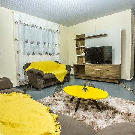 Casa Grande Com 2 Quartos E 1 Suite Foz do Iguaçu Kültér fotó