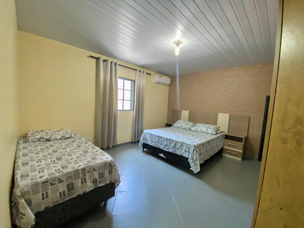 Casa Grande Com 2 Quartos E 1 Suite Foz do Iguaçu Kültér fotó