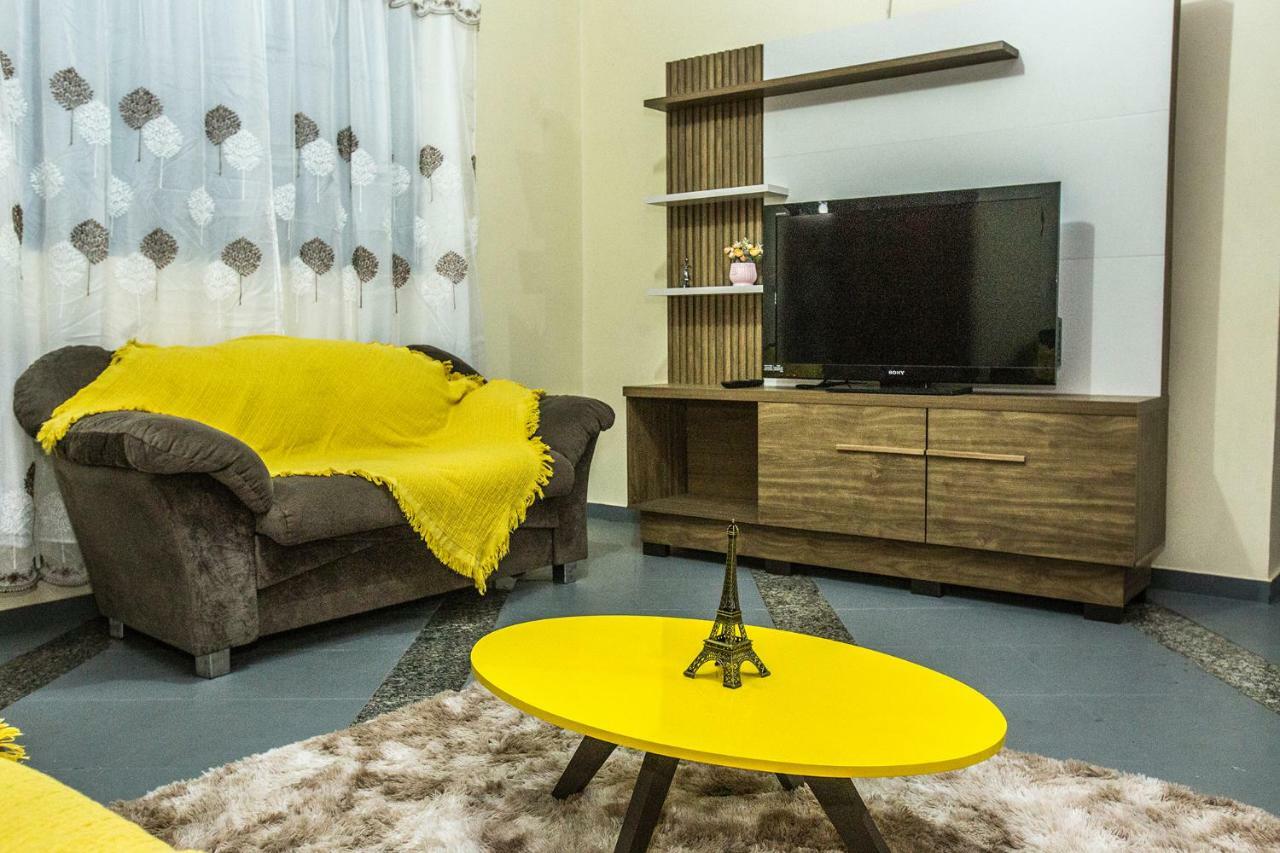 Casa Grande Com 2 Quartos E 1 Suite Foz do Iguaçu Kültér fotó